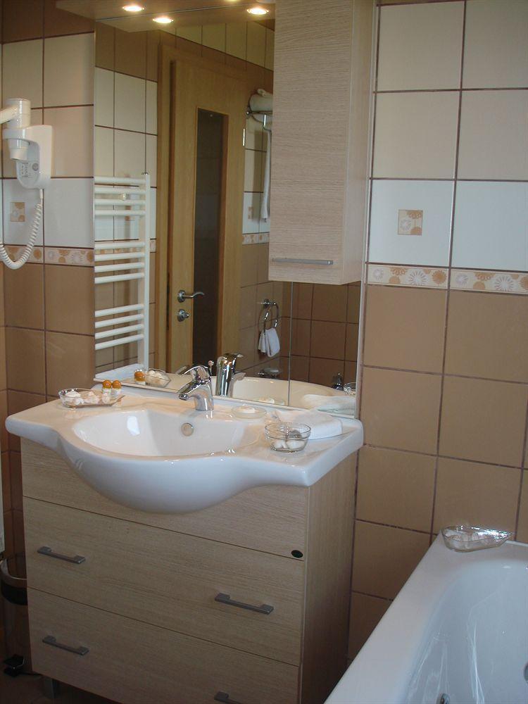 Anette Resort & Spa Covaci Esterno foto